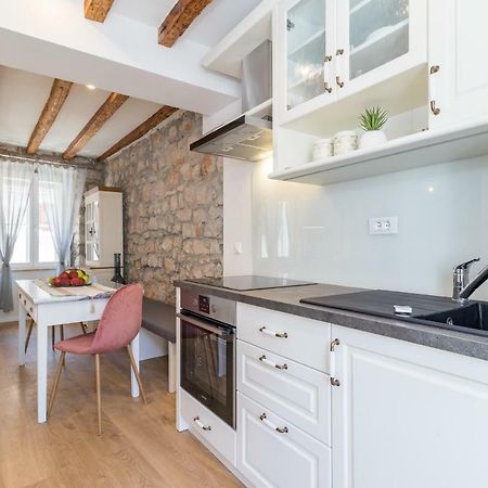 Deluxe Apartment Mimi Rovinj Buitenkant foto